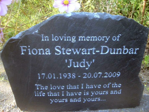 headstone