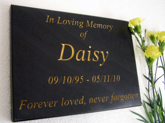 Garden Pet Memorials in slate, York stone, sandstone stone UK